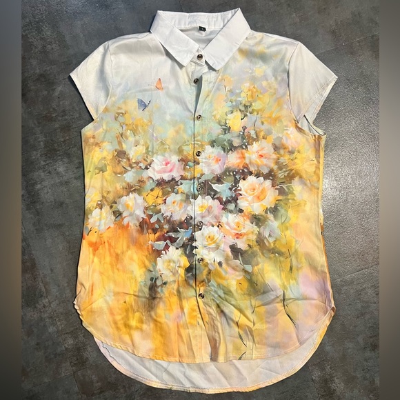Watercolor Floral Short Sleeve Blouse - Picture 2 of 3